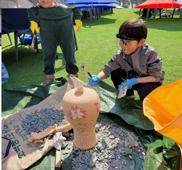 청자와 미술을 아우르는 제54회 강진청자축제 코 앞
